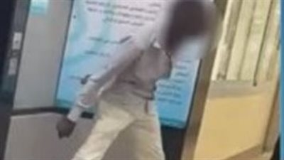 شخص مجهول يقوم بترويع لالعاملين بأحد مستشفيات أسوان بسلاح أبيض