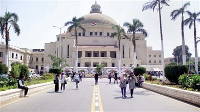 نائب رئيس جامعة القاهرة ينفي زيادة مصروفات المدن الجامعية إلى 4 آلاف جنيه