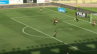 الدوري المصري الممتاز: ناصر منسي يسجل الهدف الأول للزمالك في مرمى سيراميكا كليوباترا في الدقيقة 14 بعد خطأ فادح من محمد بسام