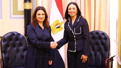 مايا مرسي تلتقي وزيرة الشؤون الاجتماعية بلبنان .. وتبحثان الاستفادة من التجربة المصرية