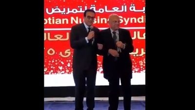 وزير الصحة يكرم الدكتور مجدي يعقوب بمناسبة يوم التمريض المصري