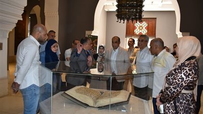 الأمين العام للمجلس الأعلى للآثار يتفقد المنطقة الأثرية بمجمع الأديان