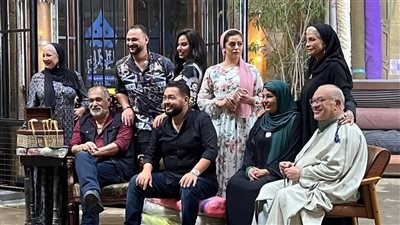 صُور بالكامل في لبنان.. صلاح عبد الله يكشف صورة جديدة من كواليس مسلسل حرب الجبالي