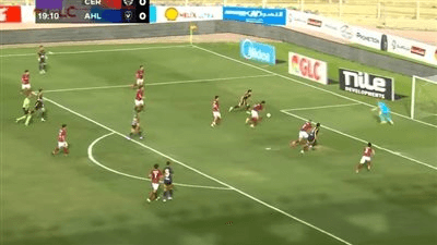 الدوري المصري الممتاز: أشرف بن شرقي يسجل الهدف الأول للأهلي في مرمى سيراميكا كليوباترا في الدقيقة 20