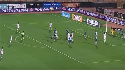 بيراميدز يحافظ على تقدمه أمام الزمالك حتى منتصف الشوط الثاني في الدوري المصري