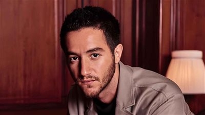 أحمد مالك يرفض الوقوف أمام هند صبري في دم على نهد