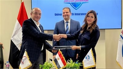 هيئة التأمين الصحي الشامل توقّع اتفاقية مع مستشفى عين شمس التخصصي بالعبور وابن سينا التخصصي