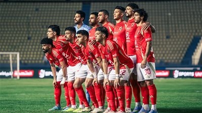 تعرف على تاريخ مواجهات الأهلي والبنك قبل لقاء الليلة فى بطولة الدوري