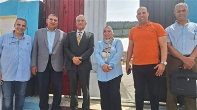 وكيل  وزارة التربية والتعليم  في جولة ميدانية لمتابعة عمل اللجان وتوافر الأجواء المناسبة لأداء الامتحانات