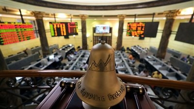 بضغوط مبيعات المتعاملين.. تراجع جماعي لمؤشرات البورصة في أولى جلسات الأسبوع