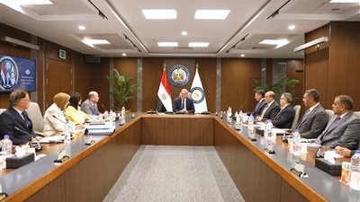 البترول: دور مهم لشركة "PAS" فى نقل العاملين فى مناطق البحث والاستكشاف وإنتاج البترول والغاز