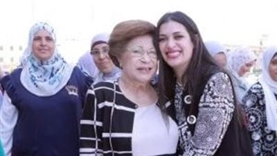 فحص عقود بيع 6 قصور من نوال الدجوى إلى حفيدتيها