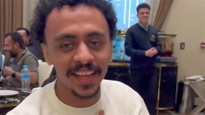 طارق الجنايني يفاجئ كزبرة بـ عيد ميلاده.. صور