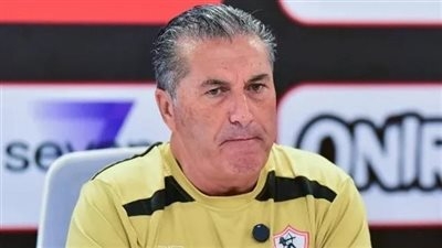 جوزيه بيسيرو: المنافسة بين الأهلي والزمالك في التعاقدات "هيستيرية" وودعنا الكونفدرالية بسبب ضغط الجماهير وغياب زيزو