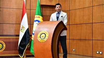 محافظ الدقهلية ووزير الشباب والرياضة يعقدان لقاءا مع الكيانات الشبابية بالدقهلية بقاعة المؤتمرات بالمحافظة