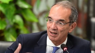 وزير الاتصالات: إطلاق خدمات الجيل الخامس في السوق المصرية خلال أيام