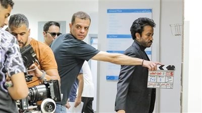 كواليس فيلم تحت الطلب.. سامح حسين يظهر بـ لوك مختلف