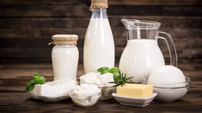 إلغاء شهادة«الحلال» على واردات الألبان.. خطوة لخفض الأسعار وتعزيز التجارة