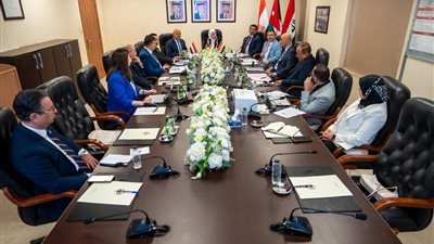 وزير الصناعة يشارك في فعاليات الاجتماع الدوري للجمعية العمومية لشركة الجسر العربي