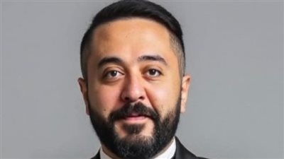 بعد تألقه في العتاولة 2 خلال رمضان.. عمرو عبد العزيز يبدأ تصوير مسلسل دكتور بلوجر