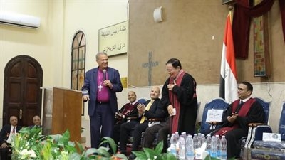 رئيس الطائفة الإنجيلية يشهد تنصيب راعيً كنيسة الإنجيلية بداقوف المنيا