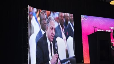 البترول: القارة الافريقية تمتلك احتياطيات كبيرة من الغاز الطبيعي والبترول