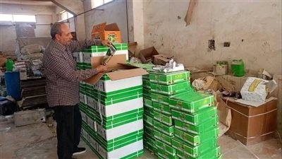 ضبط ١١ طن و٣٠٠ كيلو مبيدات ومخصبات ومغذيات زراعية مجهولة المصدر بالشرقية