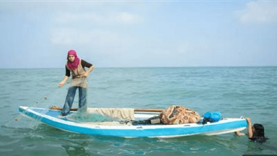 صيادة بلا بحر.. قصة "مادلين" التي تحولت إلى رمز للمقاومة السلمية
