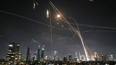 «أمريكا تتدخل لإنقاذ إسرائيل».. مسؤول إسرائيلي: القوات الأميركية تساعد في التصدي للهجوم الإيراني