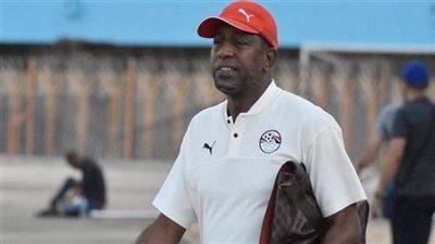 ربيع ياسين : لابد من وقفه مبكرة مع " ريبيرو" إذا لم ينجح في فرض السيطرة علي الفريق