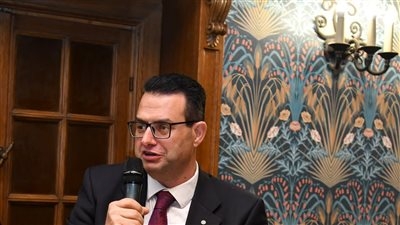 خبير اقتصادي: البترول من أكثر القطاعات المتأثرة بالحرب الإسرائيلة الإيرانية.. السياحة قد تتراجع بنسبة  20% وإيران لن تُقدم على غلق مضيق هرمز