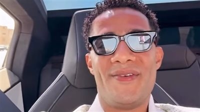 على طريقة السادات.. محمد رمضان يؤجل حفله في أمريكا: خايف صاروخ يجي في طيارتي