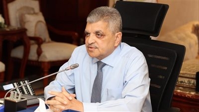 قناة السويس تنجح باحترافية في إنقاذ سفينة الغطس "RED ZED 1" ومنع كارثة بالمعدية