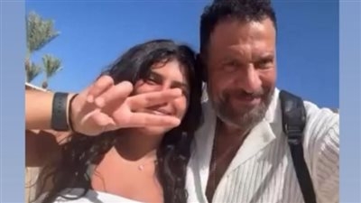 بمناسبة عيد الأب.. ابنة ماجد المصري تهنئه بهذه الطريقة والأخير يرد: انتي حياتي
