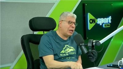بسبب فيديو "تحيا مصر".. شوبير يدافع عن لاعبي الأهلي: الرياضة متعة ومكنوش في ديسكو