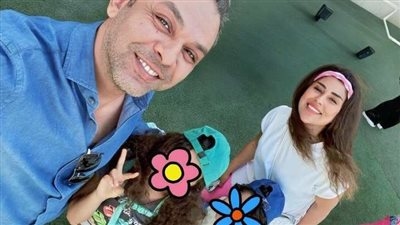 محمد عز العرب يعلن تصالحه مع ايتن عامر: وجودنا مهم في حياة ولادنا ويارب نفضل في سلام ووفاق