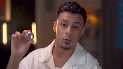 بعد اعتزاله الغناء.. علي قدورة يطرح برومو برنامجه الديني نقطة ومن أول السطر