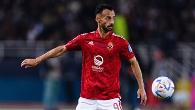الأهلي يوافق على رحيل أحمد عبد القادر للحزم السعودي بعد الاتفاق على قيمة الصفقة.. والحسم خلال ساعات