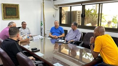 رئيس اتحاد الكرة الطائرة يجتمع باللجنة الطبية للوقوف على حجم إصابات اللاعبين الدوليين
