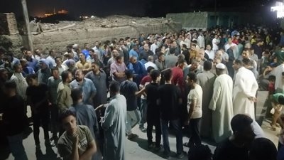 أهالي أبو حماد يشيعون جنازة 3 شباب لقوا مصرعهم في حادث أليم