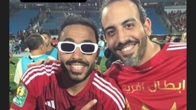 محمود كهربا يهنئ طبيب النادي الأهلي بمناسبة عيد ميلاده.. صور
