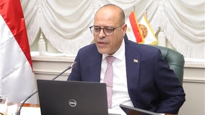 وزير العمل: مطلوب 200 عامل زراعي للعمل في شركة أردنية من خلال هذا الرابط