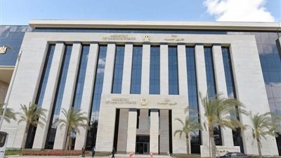 وزراة العمل تتيح فرص للعمل بدولة الإمارات