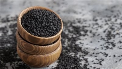 زيت حبة البركة يعود للواجهة.. علاج طبيعي واعد لالتهاب المفاصل؟
