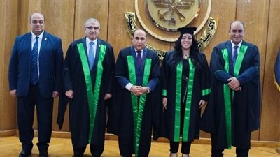 نائبة التنسيقية مرثا محروس تناقش الماجستير في الاستراتيجية القومية حول تعزيز آليات وضوابط الأمن الإلكتروني والمعلوماتي لمصر