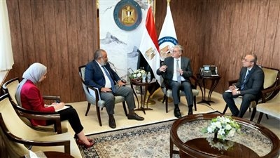 البترول: تقديم أوجه الدعم للمستثمرين من القطاع الخاص المصرى أو الأجنبى