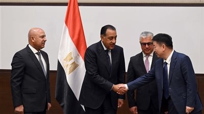 الصين تضخ مليار دولار في مصر.. مشروع لصناعة الإطارات بمنطقة السخنة الاقتصادية