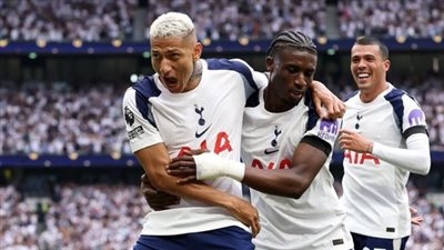 الدوري الإنجليزي الممتاز: ريتشارلسون يقود توتنهام هوتسبير لاكتساح بيرنلي بثلاثية نظيفة