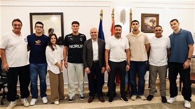 سموحة يكرم لاعبيه الدوليين بعد تألقهم مع منتخب مصر في مونديال اليد