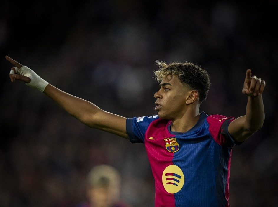 برشلونة يبلغ ربع نهائي أبطال أوروبا